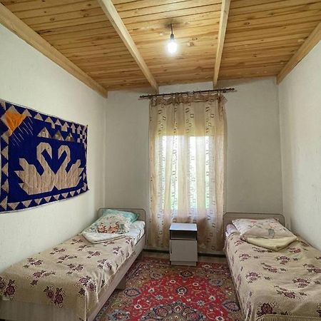 Guest House Guljan Bokonbayevo Extérieur photo