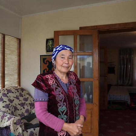 Guest House Guljan Bokonbayevo Extérieur photo