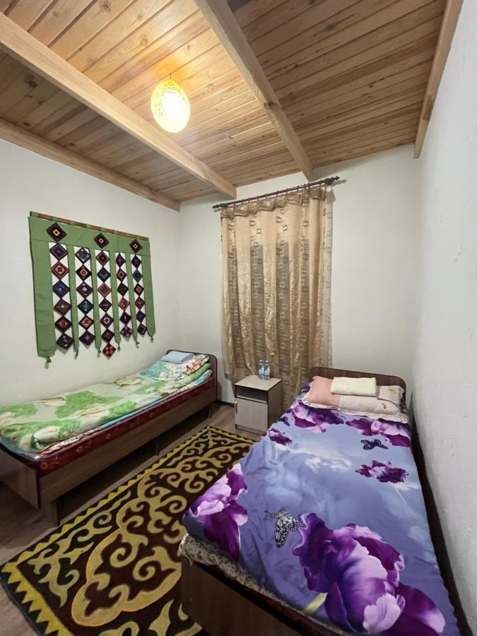 Guest House Guljan Bokonbayevo Extérieur photo