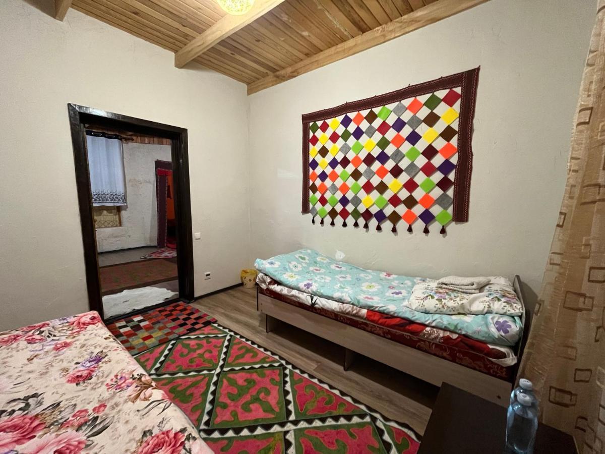 Guest House Guljan Bokonbayevo Extérieur photo
