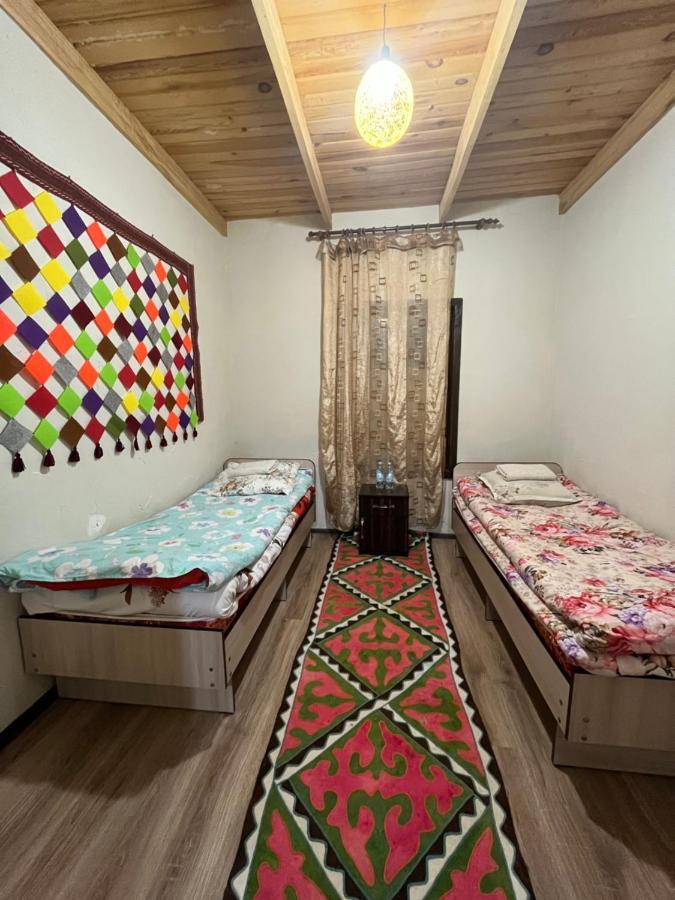 Guest House Guljan Bokonbayevo Extérieur photo