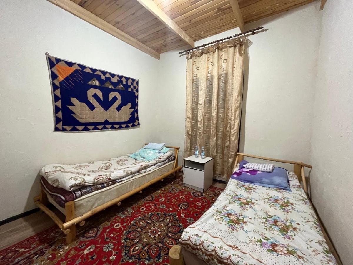Guest House Guljan Bokonbayevo Extérieur photo