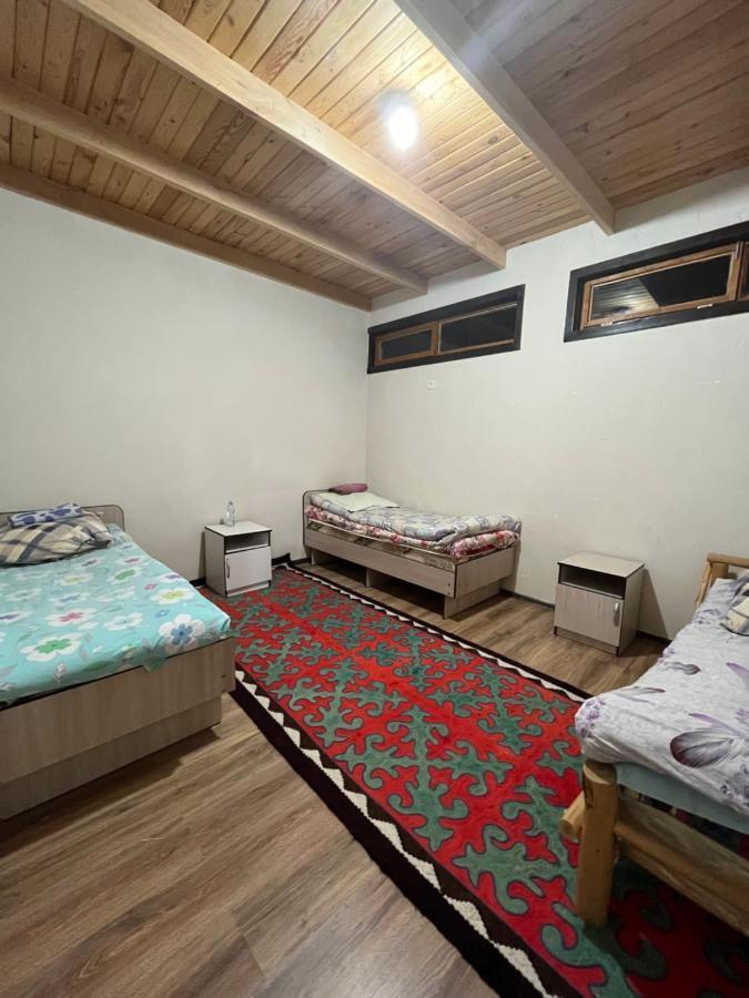 Guest House Guljan Bokonbayevo Extérieur photo