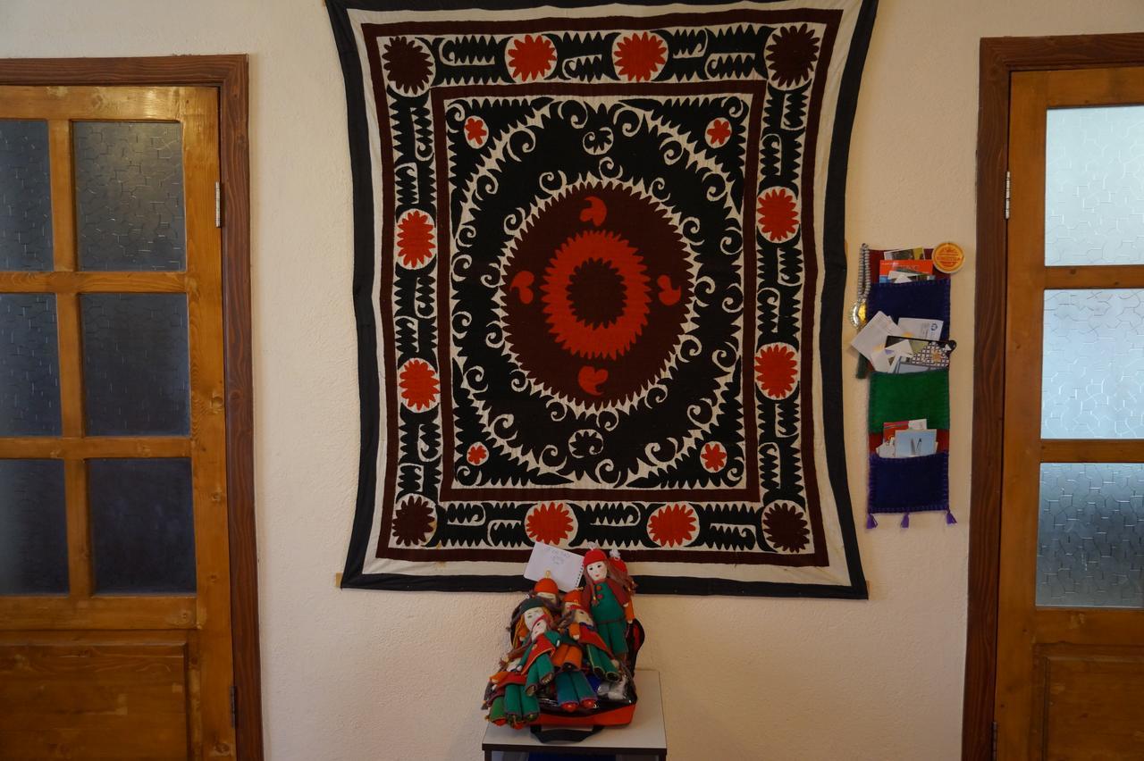 Guest House Guljan Bokonbayevo Extérieur photo